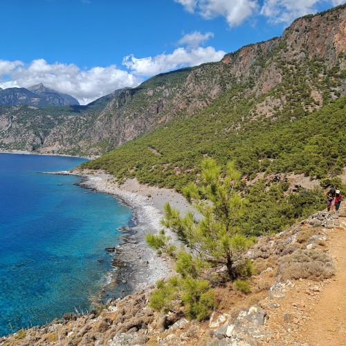 panorama costa oltre Agios Pavlos