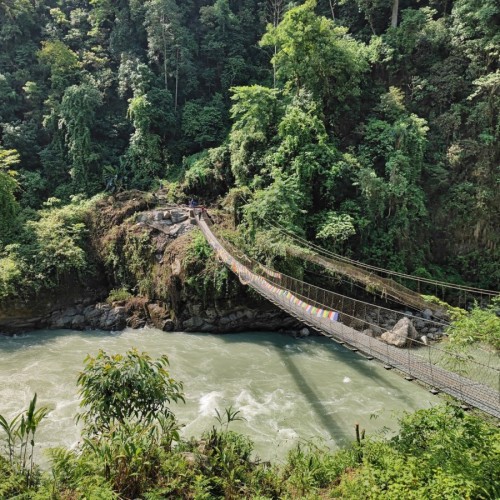 Il ponte sospeso sul fiume Arun