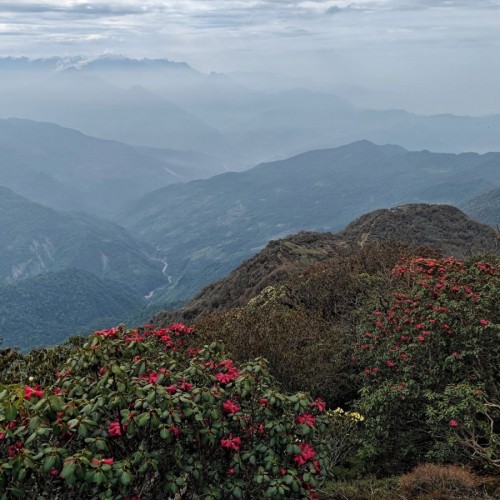 Panorama da Khongma sulle vallate sottostanti