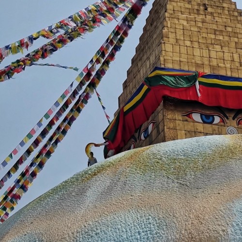 Lo stupa di Boudhanath a Kathmandu durante il 