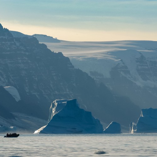 Est Greenland 