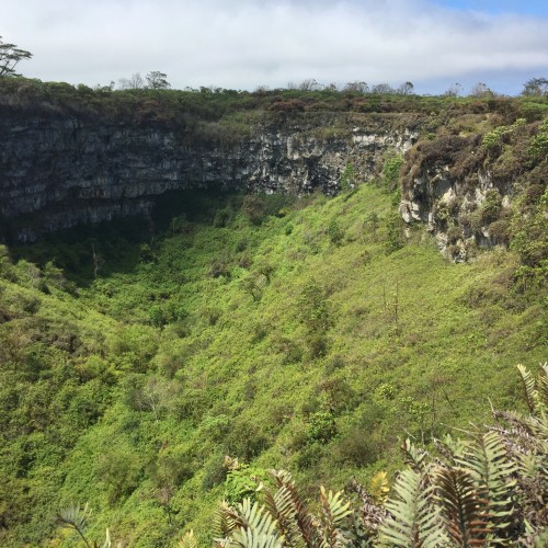 Galapagos twin craters